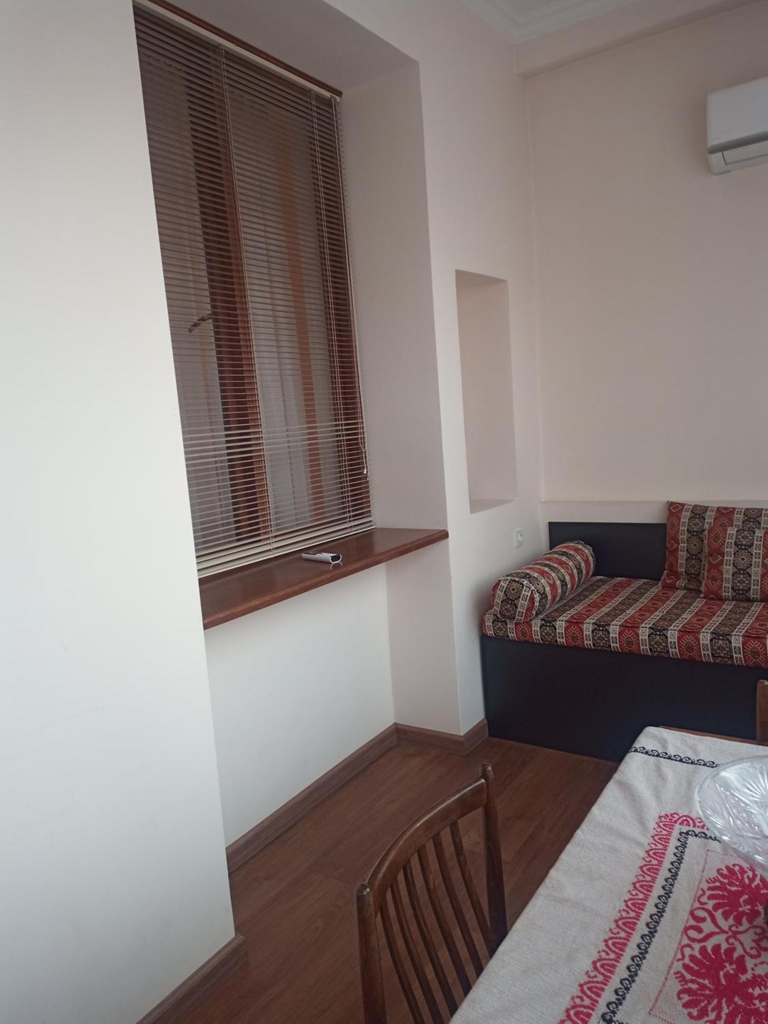 Spacious One Bedroom Apartment In The City Centre Erevan Exterior foto