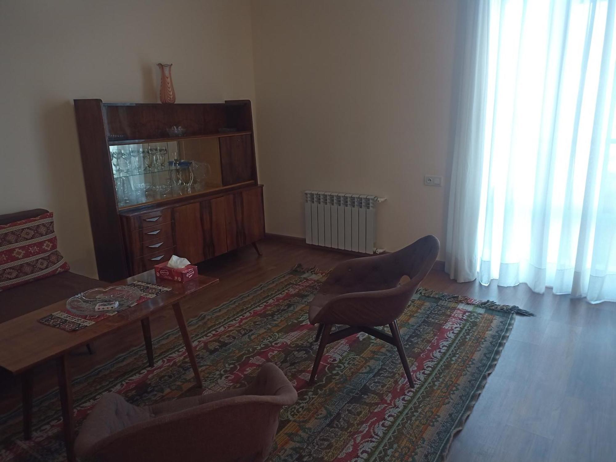 Spacious One Bedroom Apartment In The City Centre Erevan Exterior foto